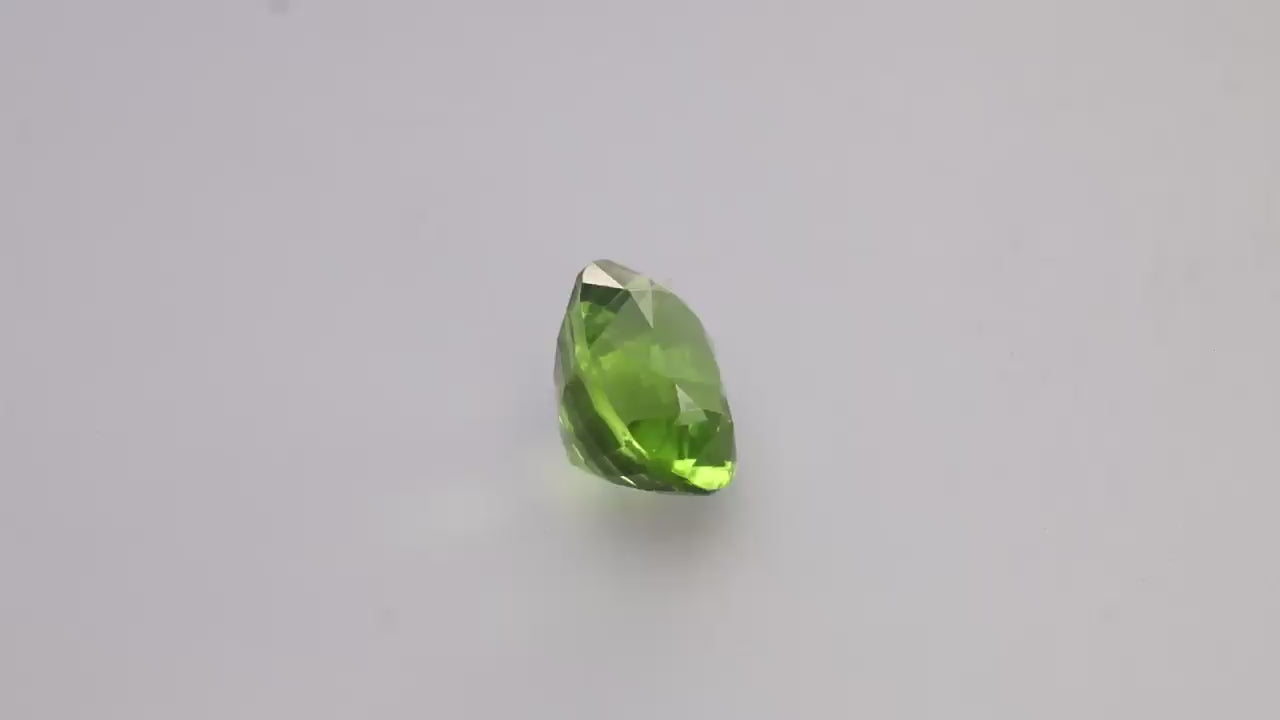 Peridot 7.15 ct