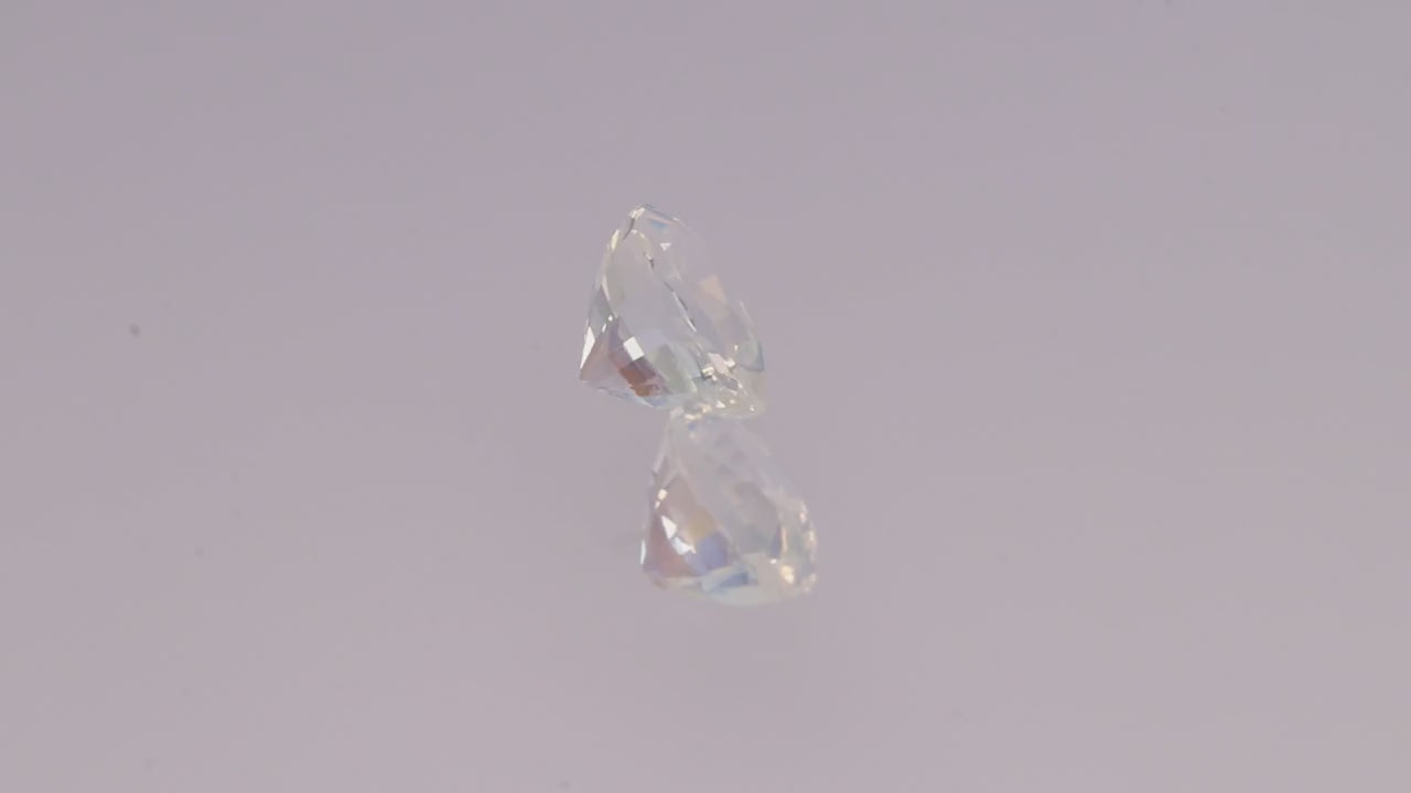 Rainbow Moonstone 4.23 ct