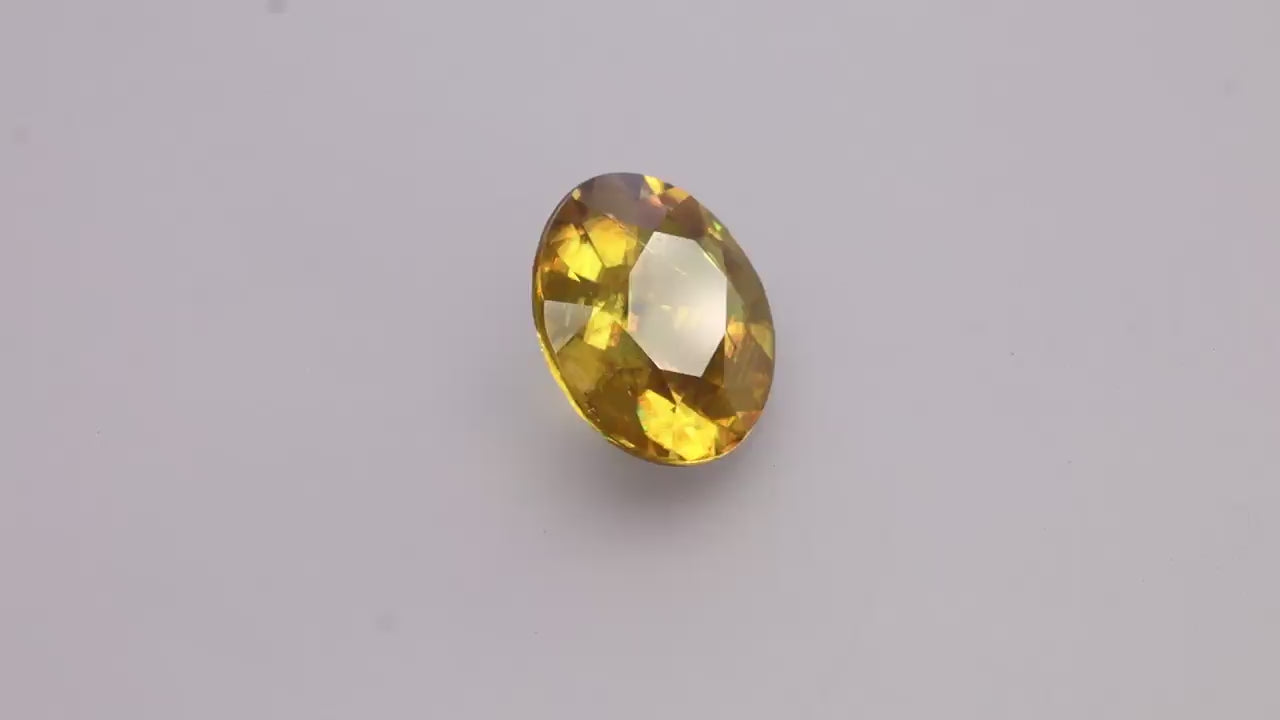 Sphene 7.10 ct
