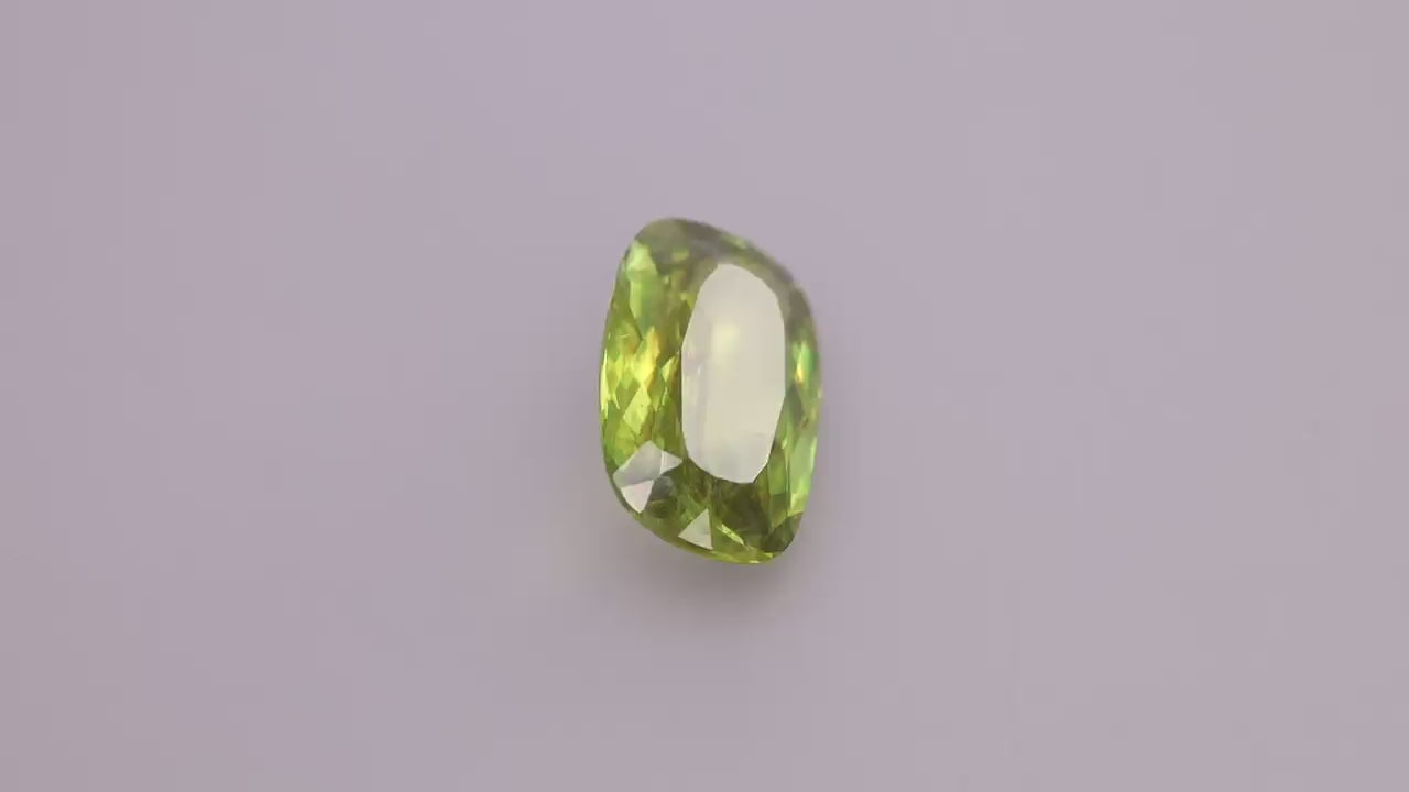 Sphene 8.83 ct