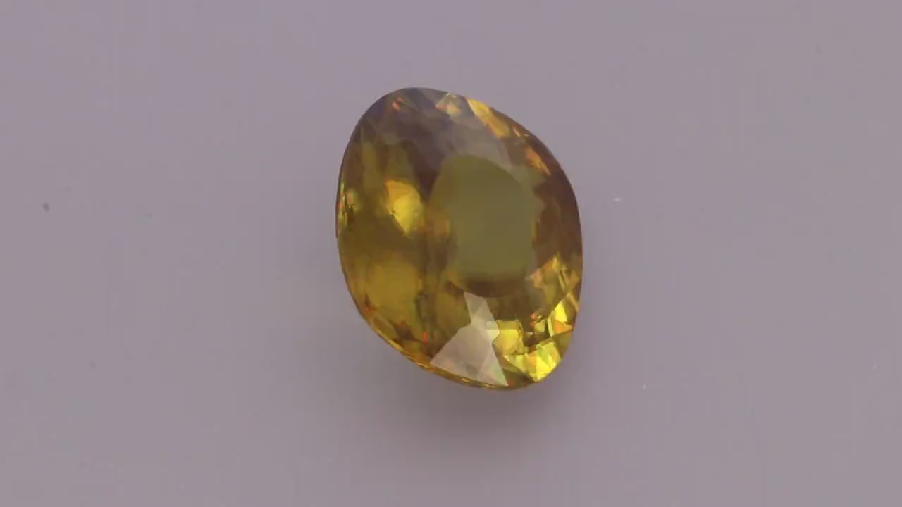 Sphene 9.33 ct