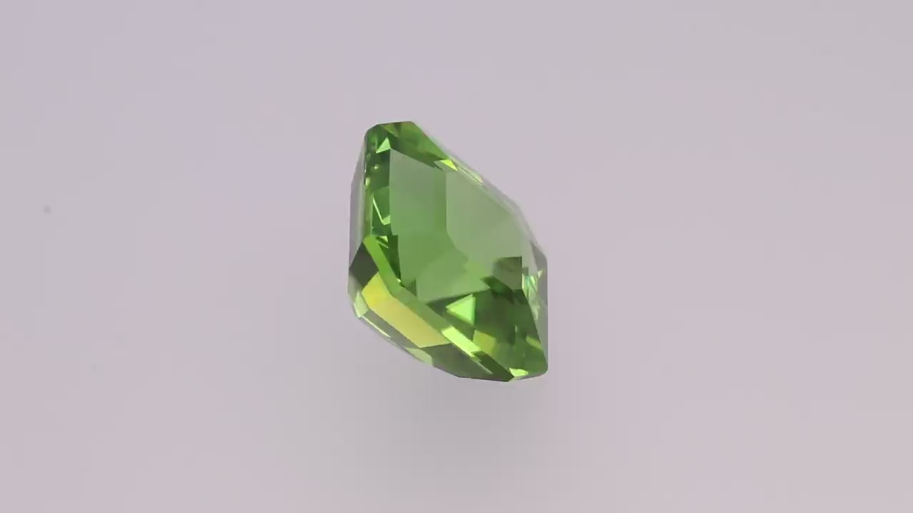 Peridot 21.99 ct
