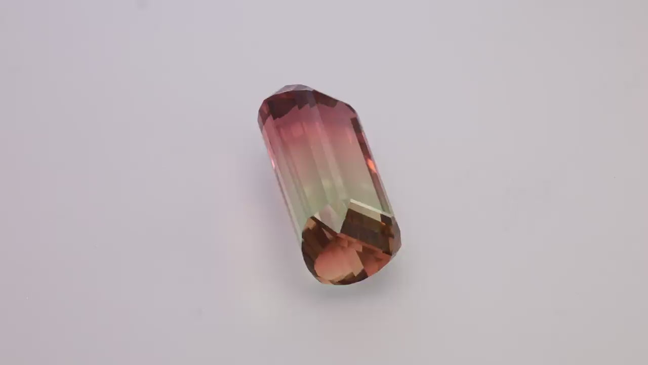 Bi Colour Tourmaline 71.02 ct
