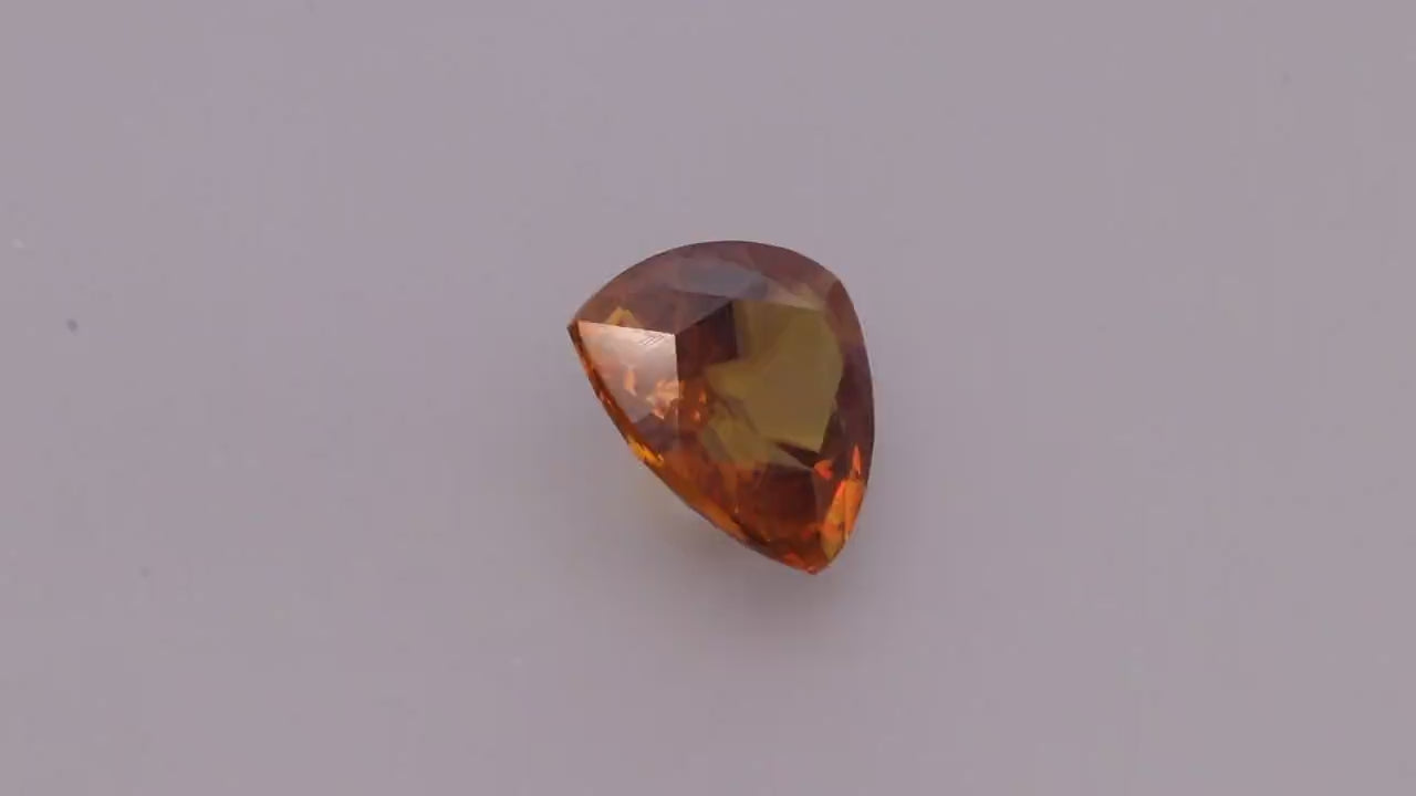 Sphene 4.56 ct