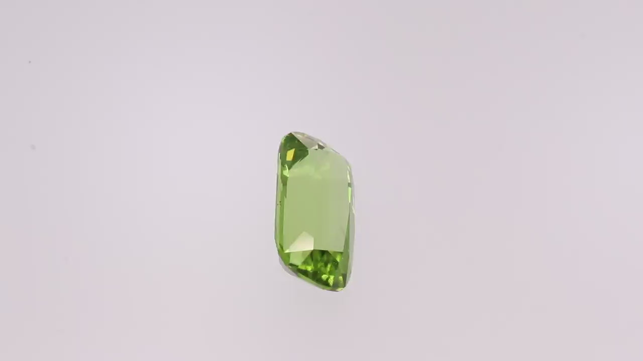 Peridot 6.28 ct