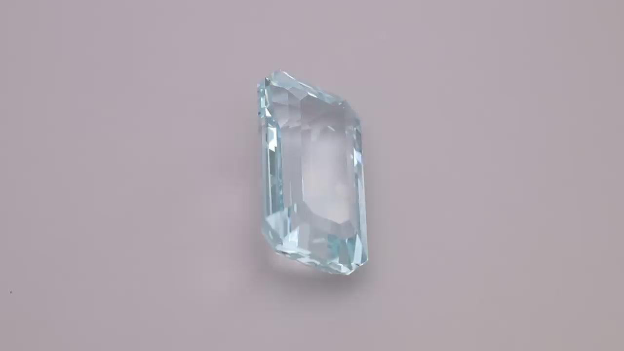 Aquamarine 46.80 ct