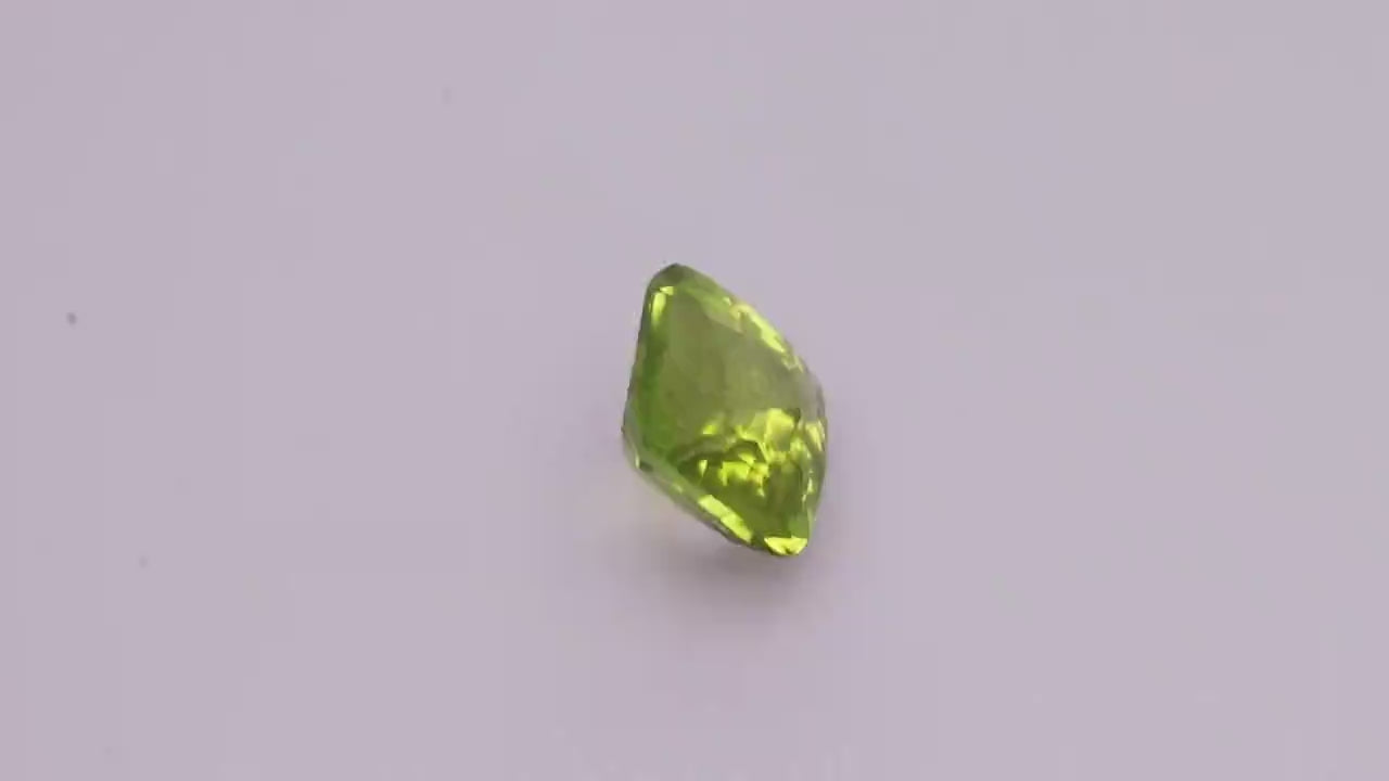 Peridot 3.98 ct