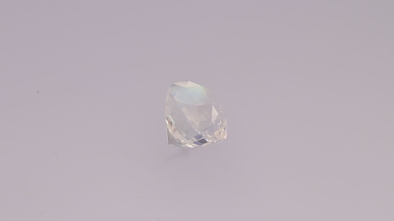 Rainbow Moonstone 3.47 ct