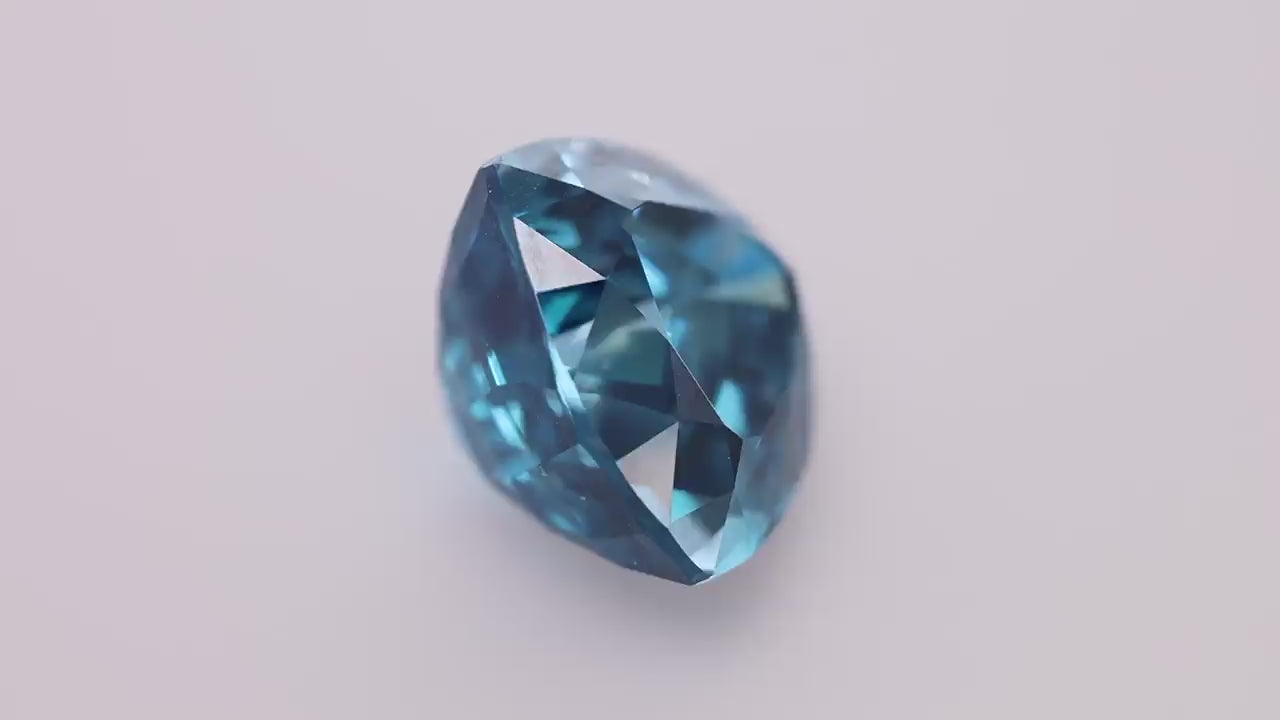 Blue Zircon 51.15 ct