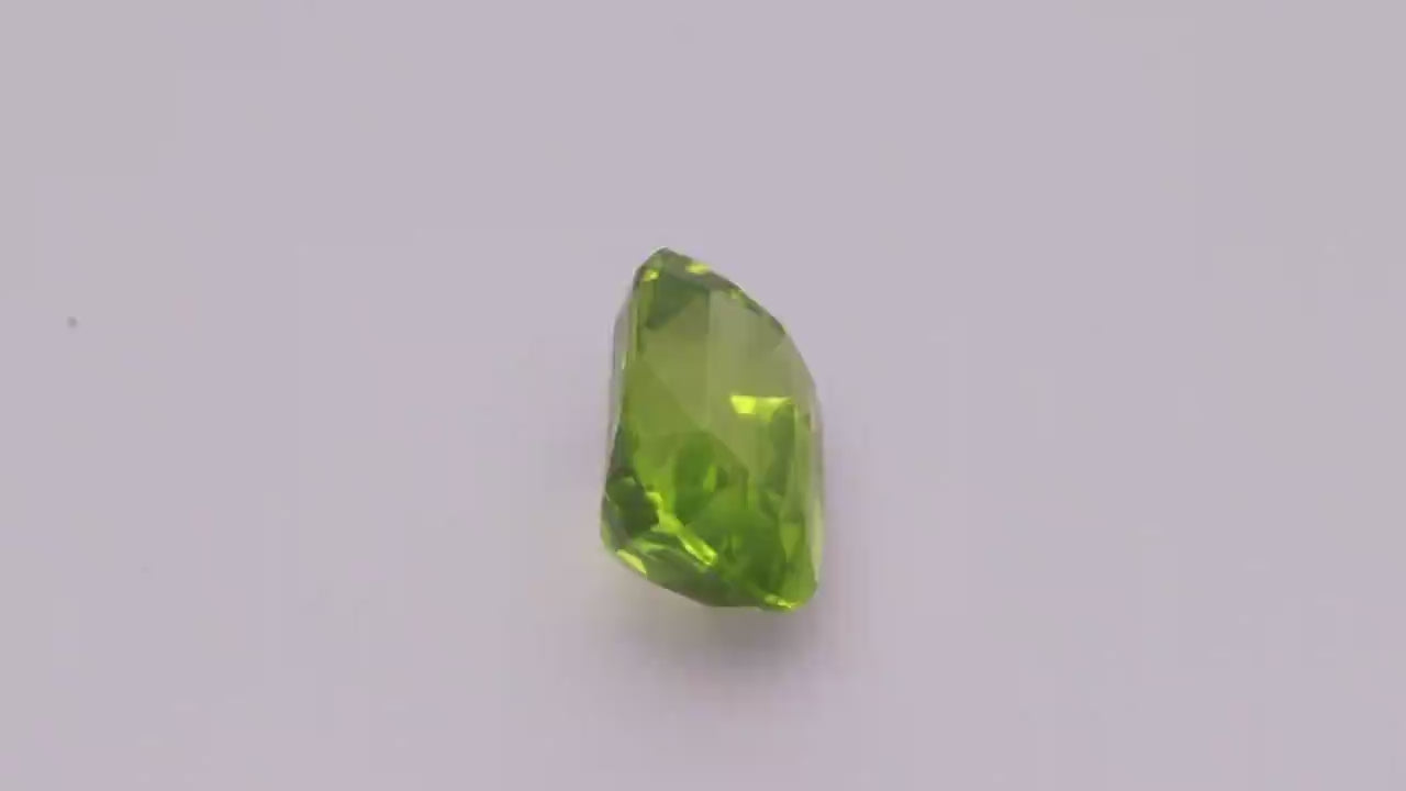 Peridot 8.14 ct