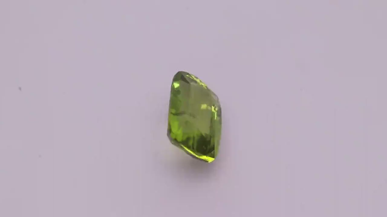 Peridot 4.77 ct