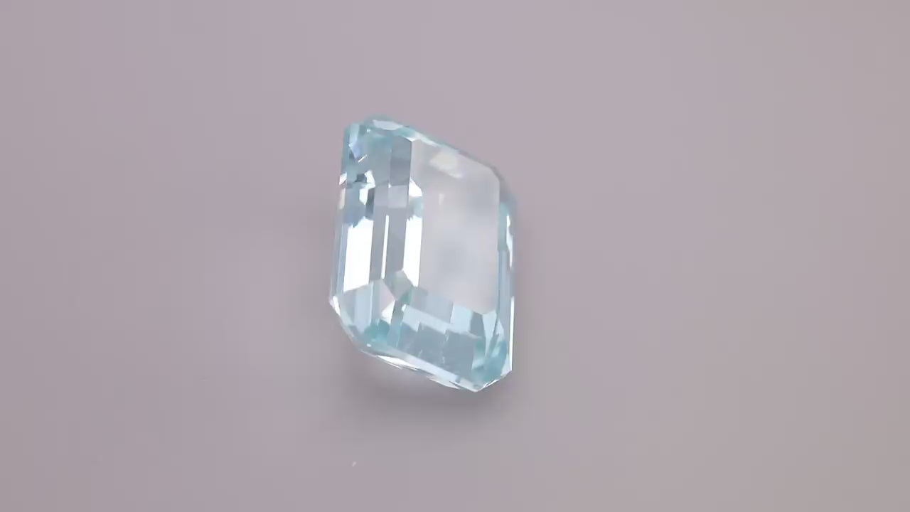 Aquamarine 46.80 ct