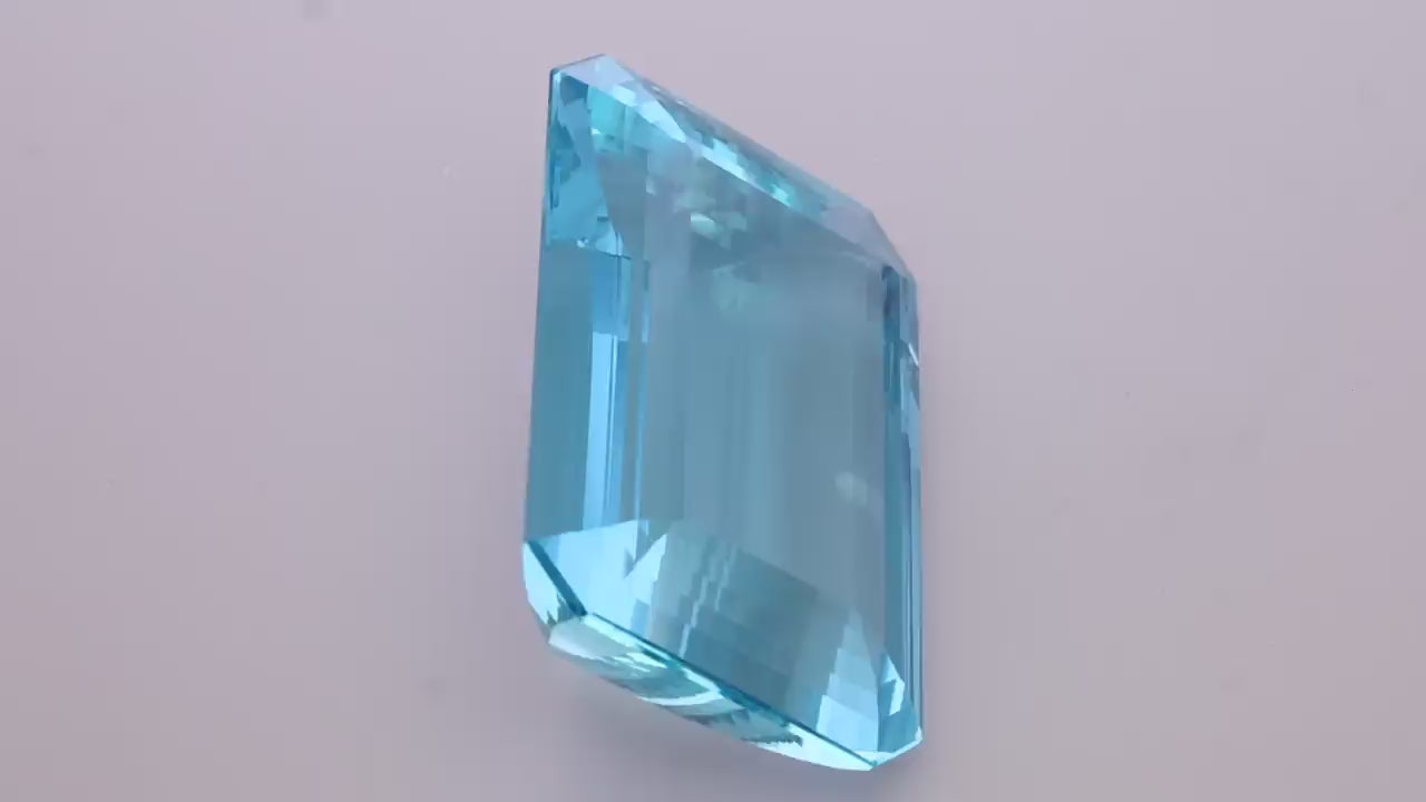 Aquamarine 198.87 ct