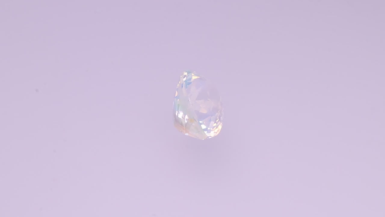 Rainbow Moonstone 6.01 ct