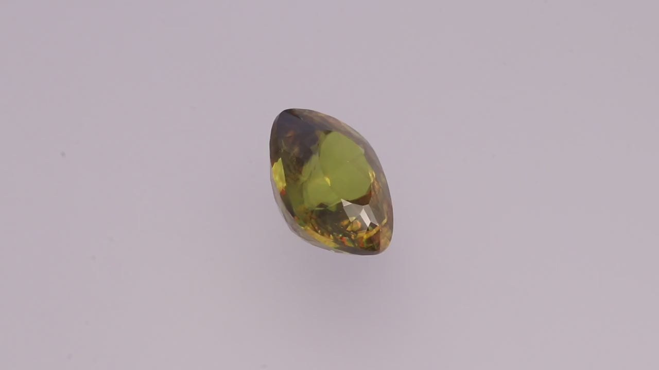 Sphene 8.61 ct