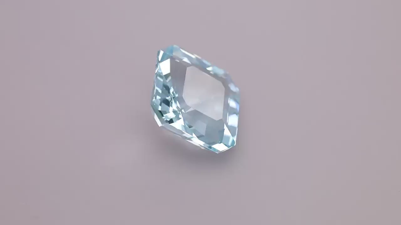 Aquamarine 29.99 ct