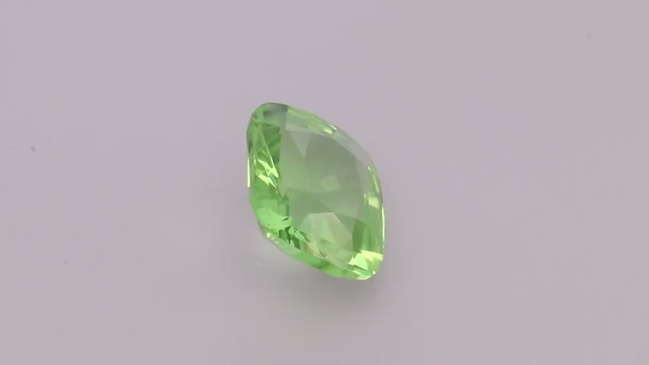 Peridot 7.73 ct
