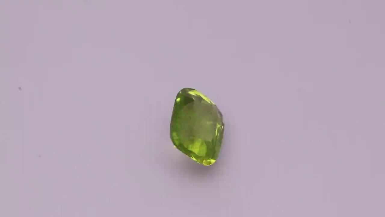 Peridot 5.89 ct