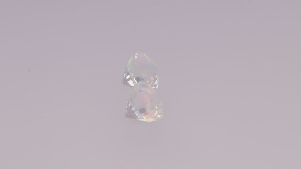 Rainbow Moonstone 3.98 ct