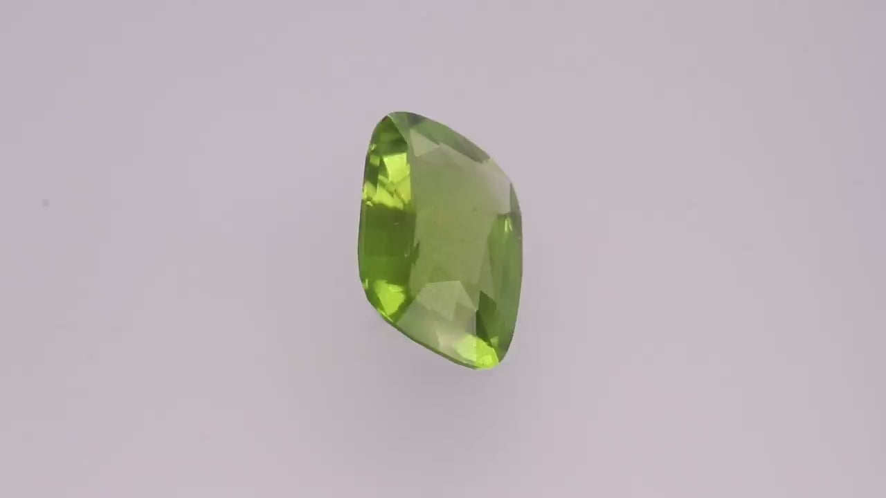 Peridot 8.04 ct