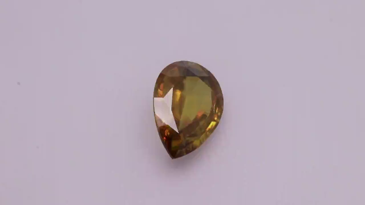 Sphene 8.93 ct