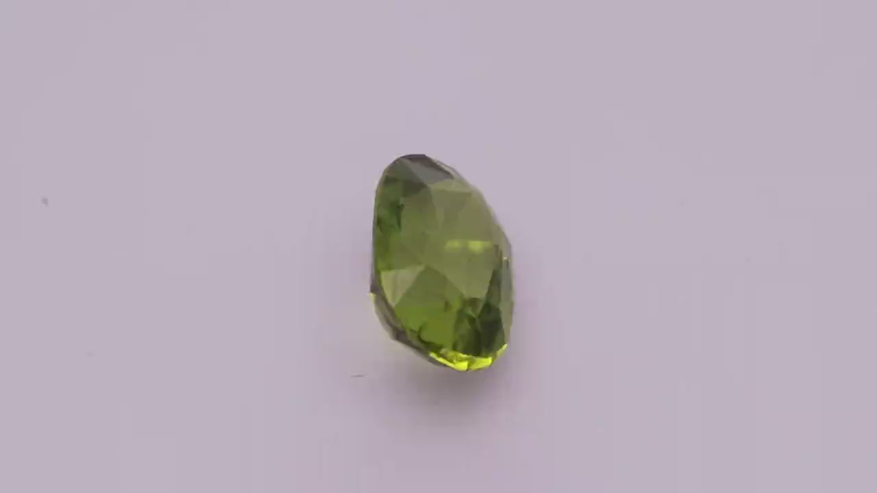 Peridot 6.93 ct