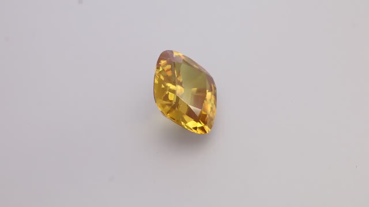 Sphene 11.76 ct