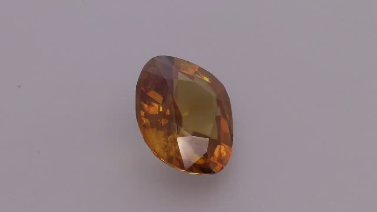 Sphene 8.08 ct